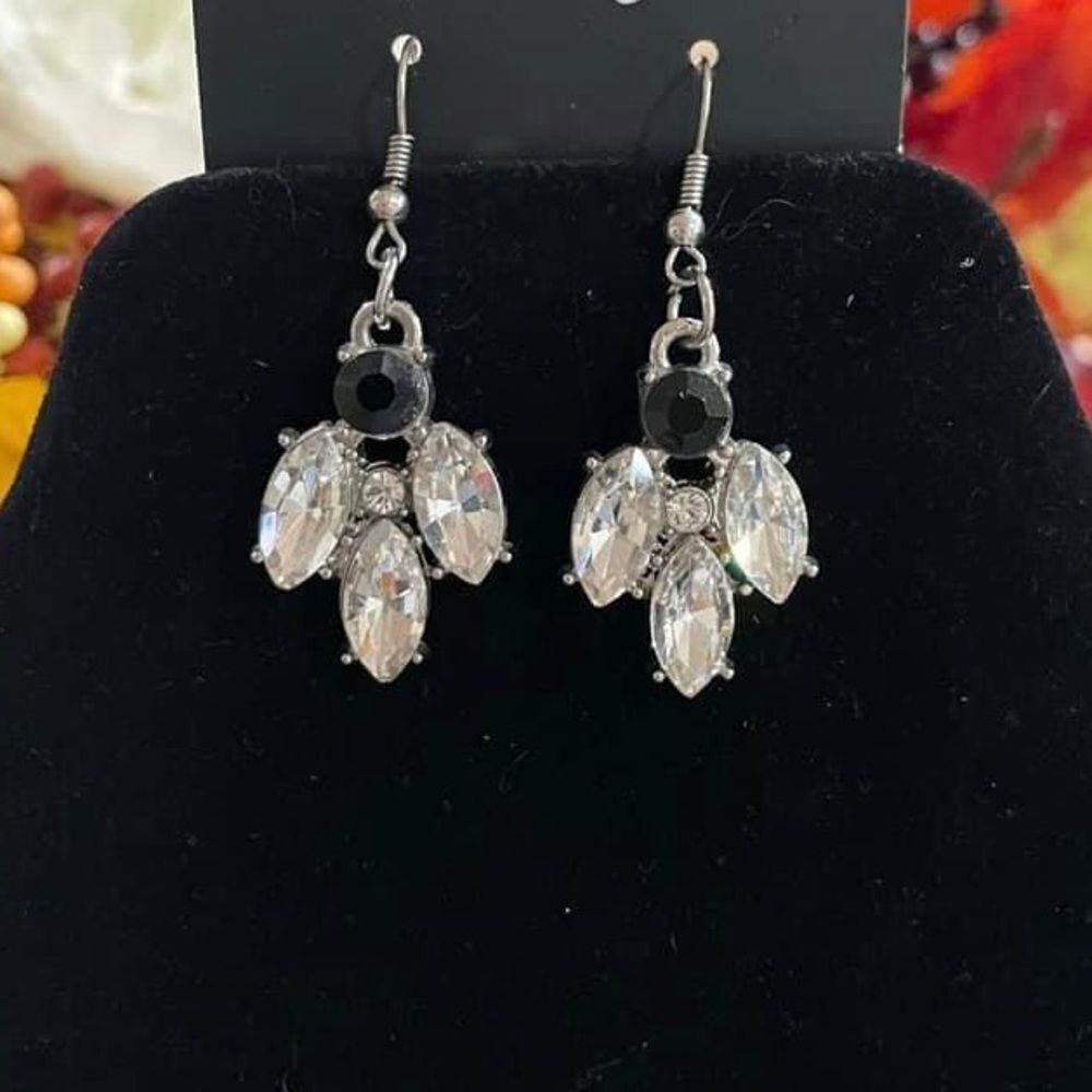 Black and white rhinestones dangle earrings